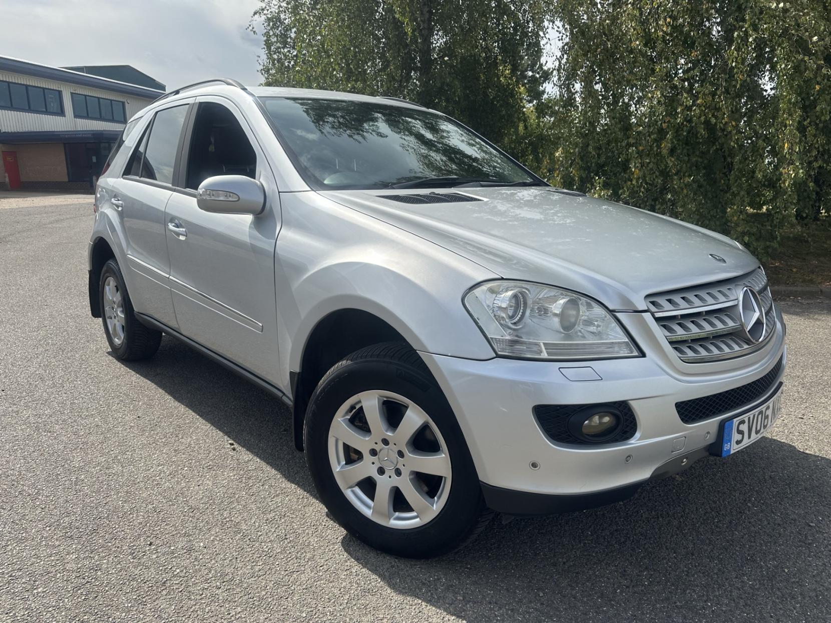 Mercedes-Benz M Class 3.0 ML280 CDI SE SUV 5dr Diesel Automatic (260 g/km, 190 bhp)