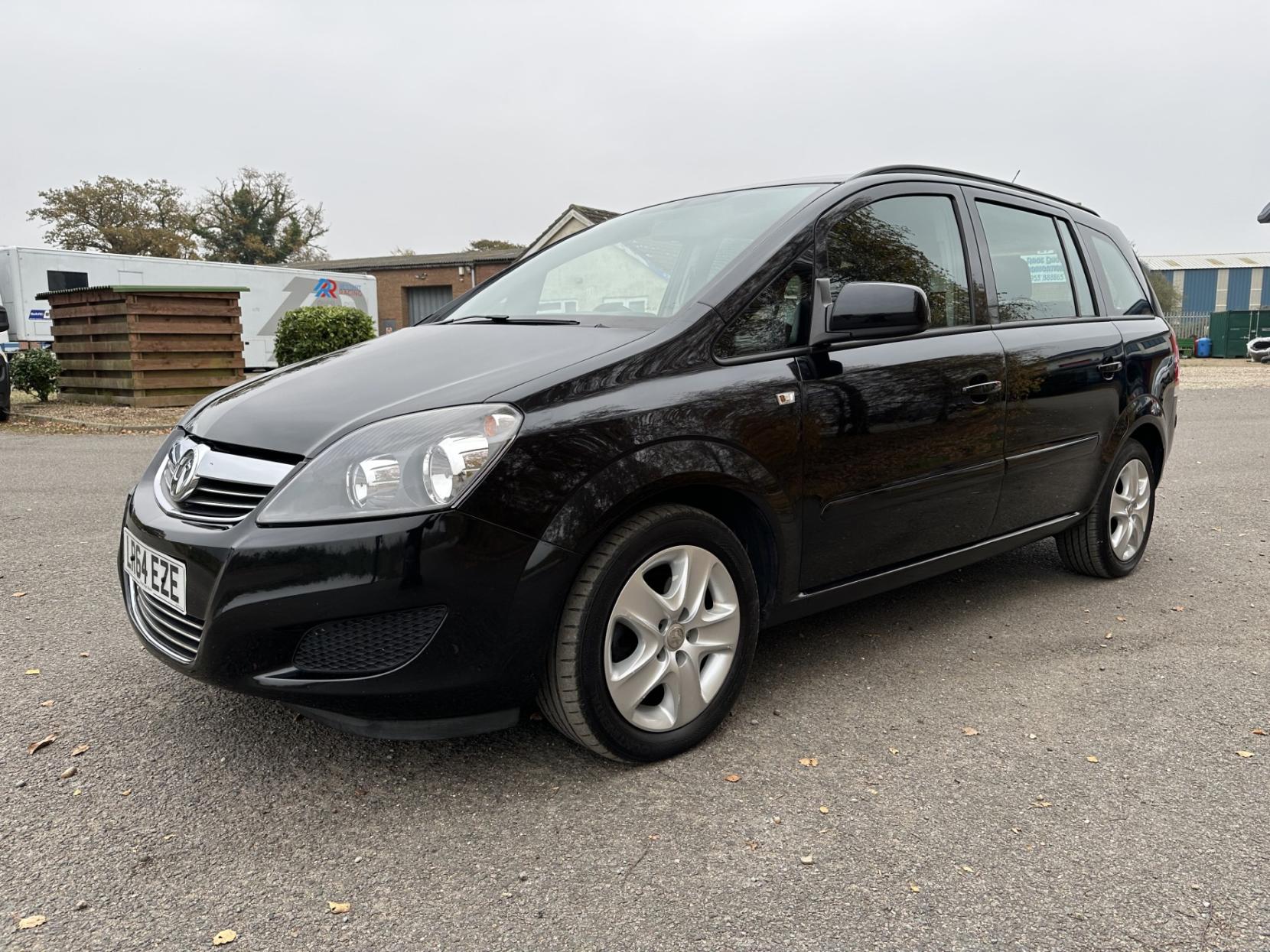 Vauxhall Zafira 1.8 16V Exclusiv MPV 5dr Petrol Manual Euro 5 (120 ps)