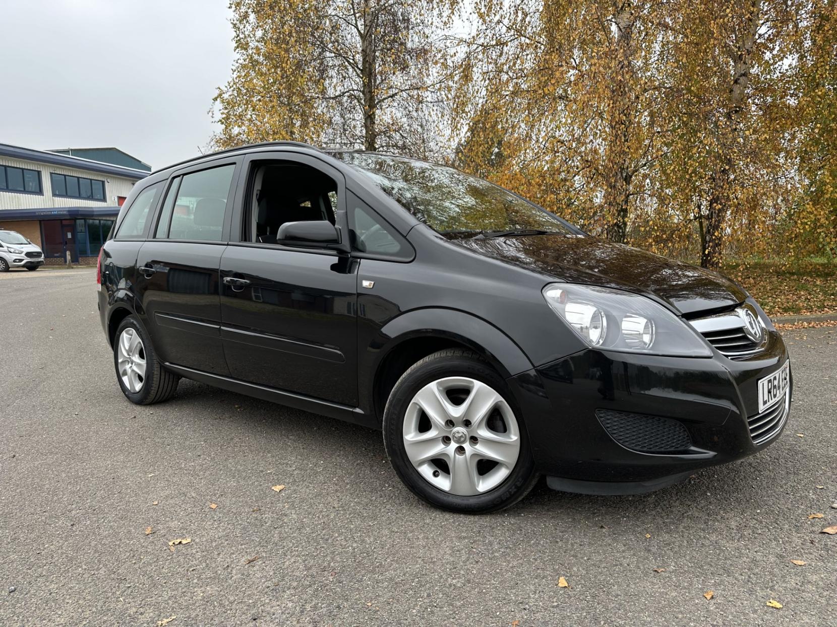 Vauxhall Zafira 1.8 16V Exclusiv MPV 5dr Petrol Manual Euro 5 (120 ps)